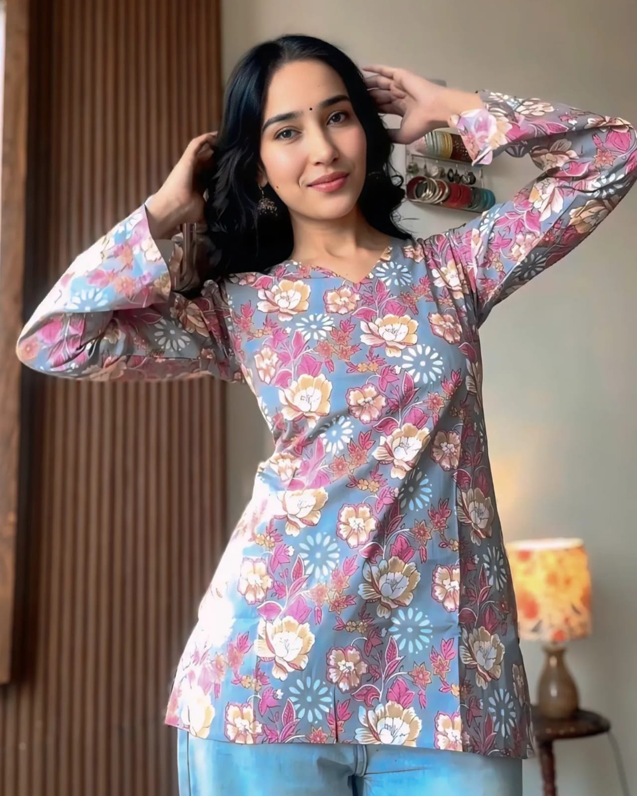 Women’s Floral Printed V-Neck Flared Sleeve Top